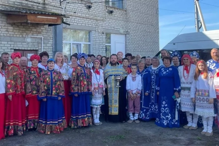 Престольной праздник Рождества Пресвятой Богородицы в с. Лотаки Красногорского района