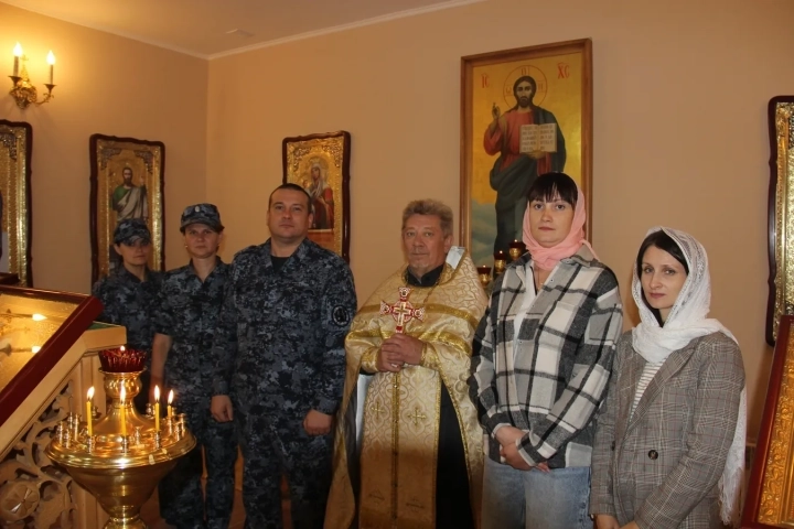 Молебное пение в храме-часовне СИЗО-2 города Новозыбкова в День Крещения Руси