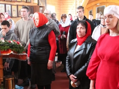 Все лица радостью сияют! Новозыбковское благочиние, празднование Недели апостола Фомы (Антипасхи) в храме в честь Рождества Пресвятой Богородицы г. Новозыбкова.