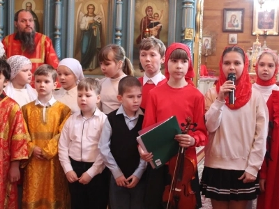 Все лица радостью сияют! Новозыбковское благочиние, празднование Недели апостола Фомы (Антипасхи) в храме в честь Рождества Пресвятой Богородицы г. Новозыбкова.