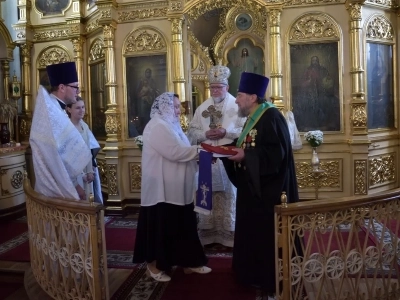 Архиерейское богослужение. Полвека служения протоиерея Владимира Похожая у Алтаря Господня