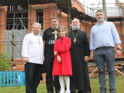 «Сербы и русские – братья по промыслу Божию»: в Новозыбковском благочинии состоялась братская встреча духовенства Новозыбковского благочиния Клинцовской епархии и творческой общественности с сербским писателем, переводчиком и общественным деятелем Ранко Гойковичем.