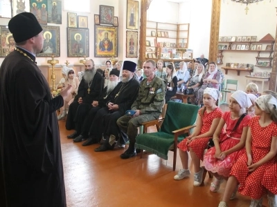 Одна ты на свете! Одна ты такая — Хранимая Богом родная земля! (из Гимна России). Час патриотизма, посвященный Дню России, состоялся в Новозыбковском благочинии для воспитанников воскресных школ города Новозыбкова.