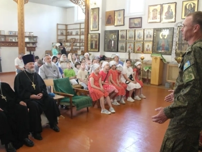 Одна ты на свете! Одна ты такая — Хранимая Богом родная земля! (из Гимна России). Час патриотизма, посвященный Дню России, состоялся в Новозыбковском благочинии для воспитанников воскресных школ города Новозыбкова.