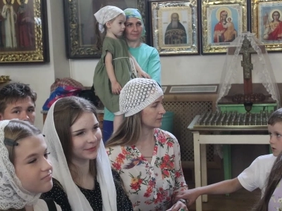 Одна ты на свете! Одна ты такая — Хранимая Богом родная земля! (из Гимна России). Час патриотизма, посвященный Дню России, состоялся в Новозыбковском благочинии для воспитанников воскресных школ города Новозыбкова.