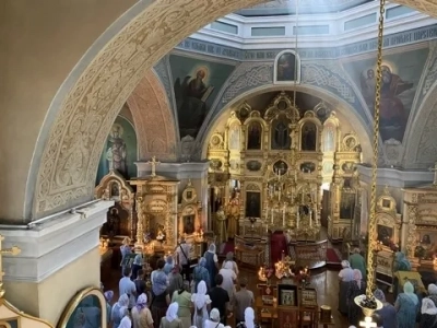 В рамках реализации Патриаршей программы изучения Библии «Исследуйте Писания», на территории Новозыбковского благочиния, воспитанники и воспитатели Социального приюта для детей и подростков г. Новозыбкова принимают участие в душеполезных беседах на Евангельские темы