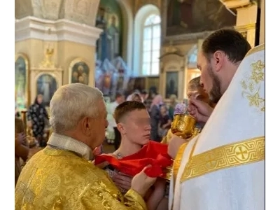 В рамках реализации Патриаршей программы изучения Библии «Исследуйте Писания», на территории Новозыбковского благочиния, воспитанники и воспитатели Социального приюта для детей и подростков г. Новозыбкова принимают участие в душеполезных беседах на Евангельские темы