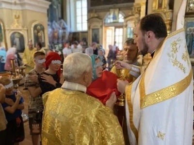 В рамках реализации Патриаршей программы изучения Библии «Исследуйте Писания», на территории Новозыбковского благочиния, воспитанники и воспитатели Социального приюта для детей и подростков г. Новозыбкова принимают участие в душеполезных беседах на Евангельские темы