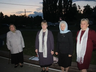 В День начала Великой Отечественной Войны духовенство Новозыбковского благочиния приняло участие в традиционной акции «Свеча памяти», приуроченной к Дню памяти и скорби, посвященной тем, кто ценою жизни своей одержал победу в Великой Отечественной Войне В День начала Великой Отечественной Войны духовенство Новозыбковского благочиния приняло участие в традиционной акции «Свеча памяти», приуроченной к Дню памяти и скорби, посвященной тем, кто ценою жизни своей одержал победу в Великой Отечественной Войне