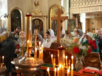 Многодетность — от доверия к Богу! В День семьи, любви и верности в Новозыбковском благочинии чествовали многодетные семьи