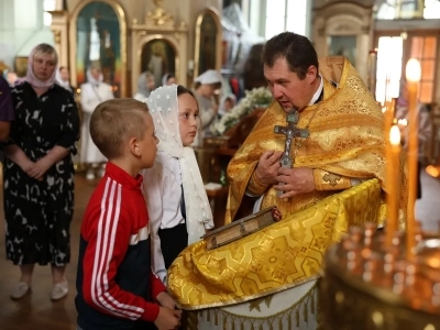 Многодетность — от доверия к Богу! В День семьи, любви и верности в Новозыбковском благочинии чествовали многодетные семьи