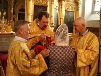 Многодетность — от доверия к Богу! В День семьи, любви и верности в Новозыбковском благочинии чествовали многодетные семьи