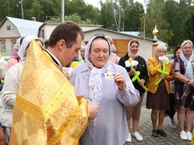 Многодетность — от доверия к Богу! В День семьи, любви и верности в Новозыбковском благочинии чествовали многодетные семьи