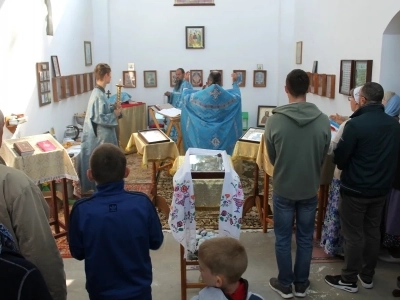 У стен руинированного Николаевского монастыря в селе Каташин совершена Божественная литургия