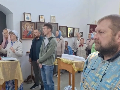 У стен руинированного Николаевского монастыря в селе Каташин совершена Божественная литургия