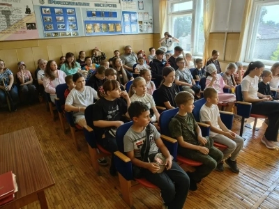 «Я знаю правила пожарной безопасности!»  Учащиеся воскресных школ города Новозыбкова посетили отделение МЧС РФ в городе Новозыбкове