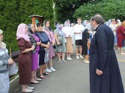 С Богом в новый учебный год!  Акция «Помоги собраться в школу» и Молебное пение на начало учения отроков состоялись в храме в честь Чуда Архистратига Михаила в Хонех города Новозыбкова