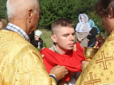 Литургия под открытым небом совершена на месте утраченного храма в селе Новое Место