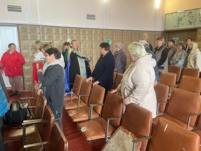 В день Рождества Пресвятой Богородицы жители и гости села Лотаки Красногорского района молитвенно почтили День села В день Рождества Пресвятой Богородицы жители и гости села Лотаки Красногорского района молитвенно почтили День села
