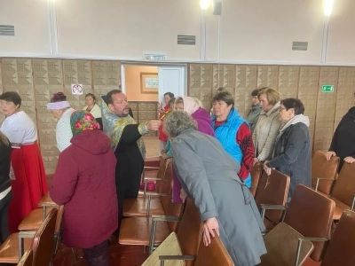 В день Рождества Пресвятой Богородицы жители и гости села Лотаки Красногорского района молитвенно почтили День села В день Рождества Пресвятой Богородицы жители и гости села Лотаки Красногорского района молитвенно почтили День села