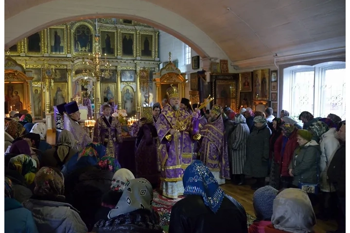 Храм в честь Покрова Пресвятой Богородицы города Злынка