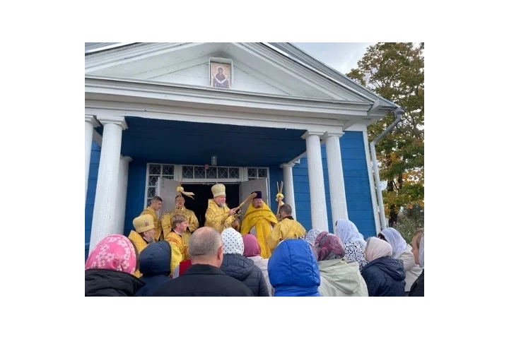 Храм в честь Покрова Пресвятой Богородицы города Злынка