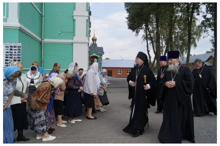 Храм во имя Святой Троицы города Новозыбкова