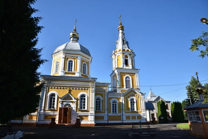 Храм в честь Чуда Архистратига Михаила в Хонех города Новозыбкова