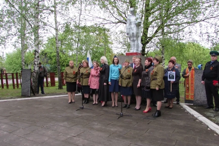 День Великой Победы в селе Верещаки Новозыбковского благочиния