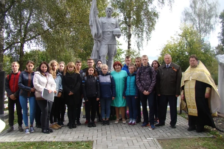 В 75-ю годовщину освобождения города Новозыбкова от немецко-фашистских захватчиков память героев-освободителей почтили молитвой