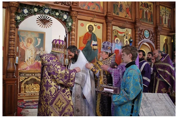 В Новозыбковское благочиние рукоположен еще один священник