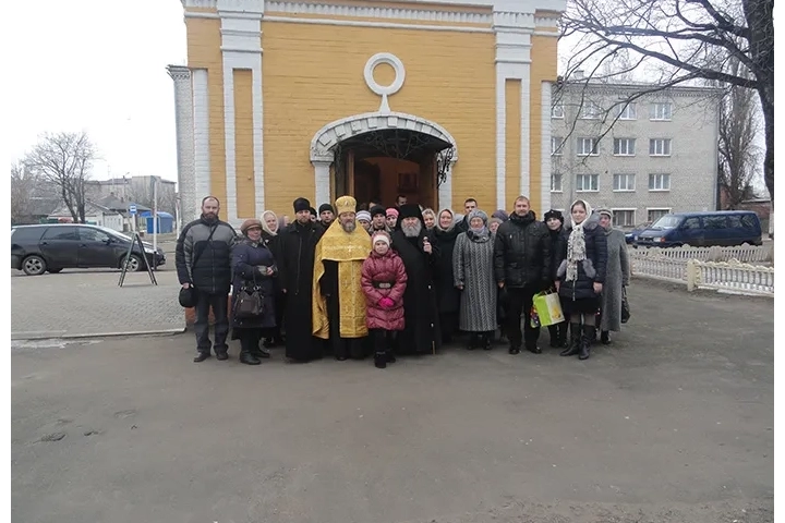 Благослови венец лета благости Твоея, Господи! – Епископ Клинцовский и Трубчевский Сергий молился со своей новозыбковской паствой в первый день Нового 2014 года