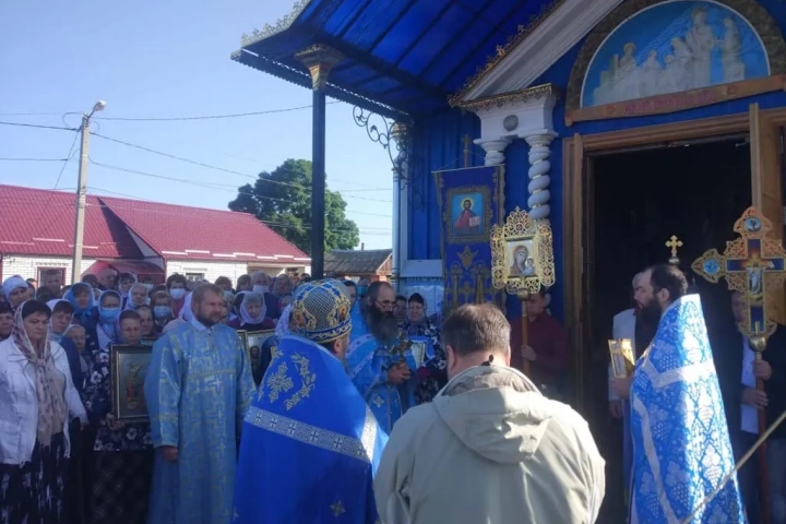 Престольный праздник храма в честь Рождества Пресвятой Богородицы города Новозыбкова