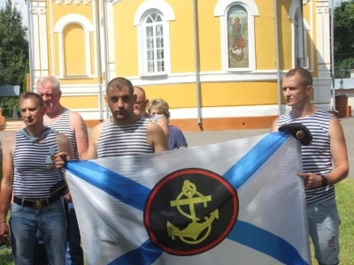 В День Военно-морского флота в Новозыбковском благочинии молитвенно почтили память моряков, погибших при выполнении служебного долга за Веру и Отечество