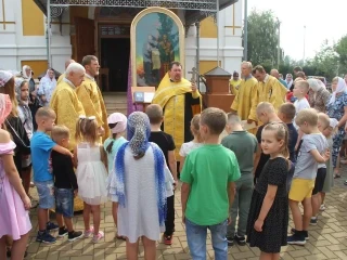 В школу, помолясь! В храмах Новозыбковского благочиния совершены Молебные пения на начало учения отроков