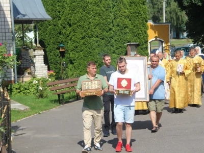 В День Крещения Руси в городе Новозыбкове прошел праздничный Крестный ход