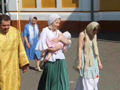 В День Крещения Руси в городе Новозыбкове прошел праздничный Крестный ход