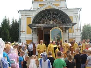 В школу, помолясь! В храмах Новозыбковского благочиния совершены Молебные пения на начало учения отроков