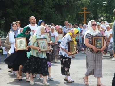 В День Крещения Руси в городе Новозыбкове прошел праздничный Крестный ход