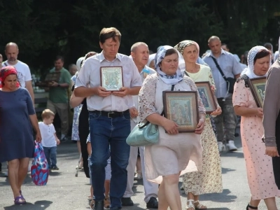 В День Крещения Руси в городе Новозыбкове прошел праздничный Крестный ход