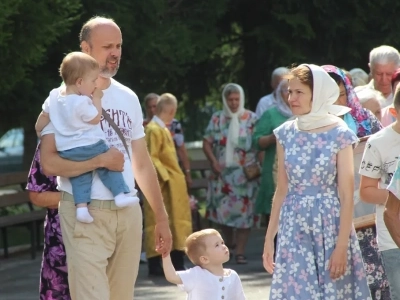 В День Крещения Руси в городе Новозыбкове прошел праздничный Крестный ход