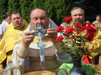 В День Крещения Руси в городе Новозыбкове прошел праздничный Крестный ход