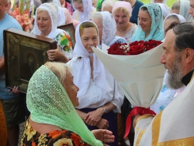 В День Крещения Руси в городе Новозыбкове прошел праздничный Крестный ход