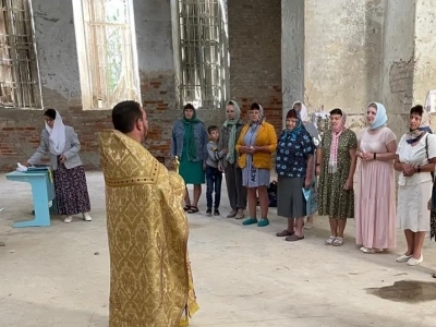 В селе Медведи Красногорского района вновь совершена Божественная Литургия