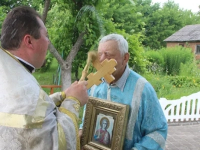 Молитва о восстановлении храма. Миссионерская поездка в село Новые Бобовичи состоялась в День Святой Троицы