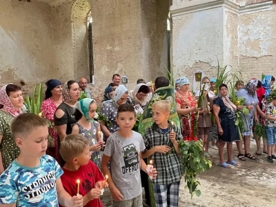 День Святой Троицы в храме в честь Покрова Пресвятой Богородицы с. Медведи Красногорского района