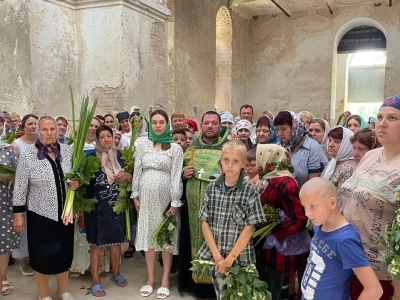 День Святой Троицы в храме в честь Покрова Пресвятой Богородицы с. Медведи Красногорского района