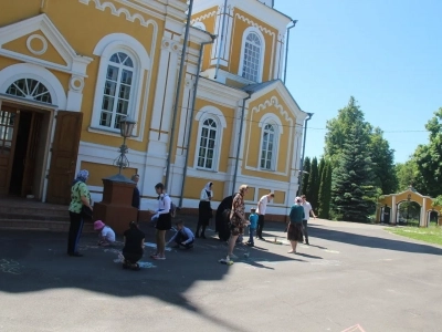 Завершение учебного года в Воскресной школе при храме в честь Чуда Архистратига Михаила в Хонех города Новозыбкова