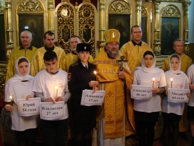 «Помяни, Господи, рабов Твоих в дорожно-транспортных происшествиях без покаяния погибших и прости им прегрешения !» Панихида о погибших в «дорожных войнах» совершена в Новозыбковском благочинии