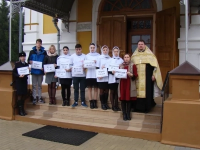 «Помяни, Господи, рабов Твоих в дорожно-транспортных происшествиях без покаяния погибших и прости им прегрешения !» Панихида о погибших в «дорожных войнах» совершена в Новозыбковском благочинии